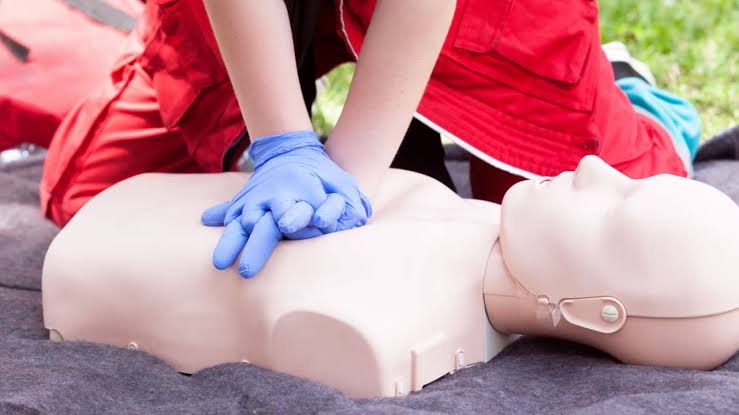 Is Lifetime CPR Certification Worth It? A Cost Breakdown by Career Length